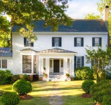 Oak Grove Bed And Breakfast South Boston Exterior photo