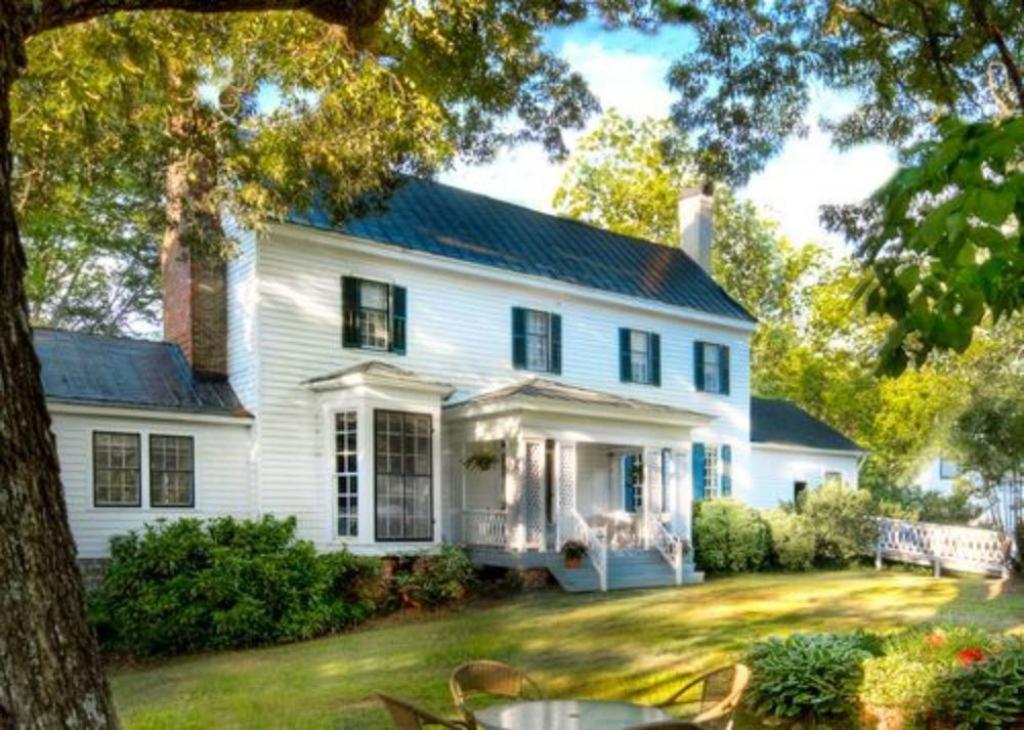 Oak Grove Bed And Breakfast South Boston Exterior photo