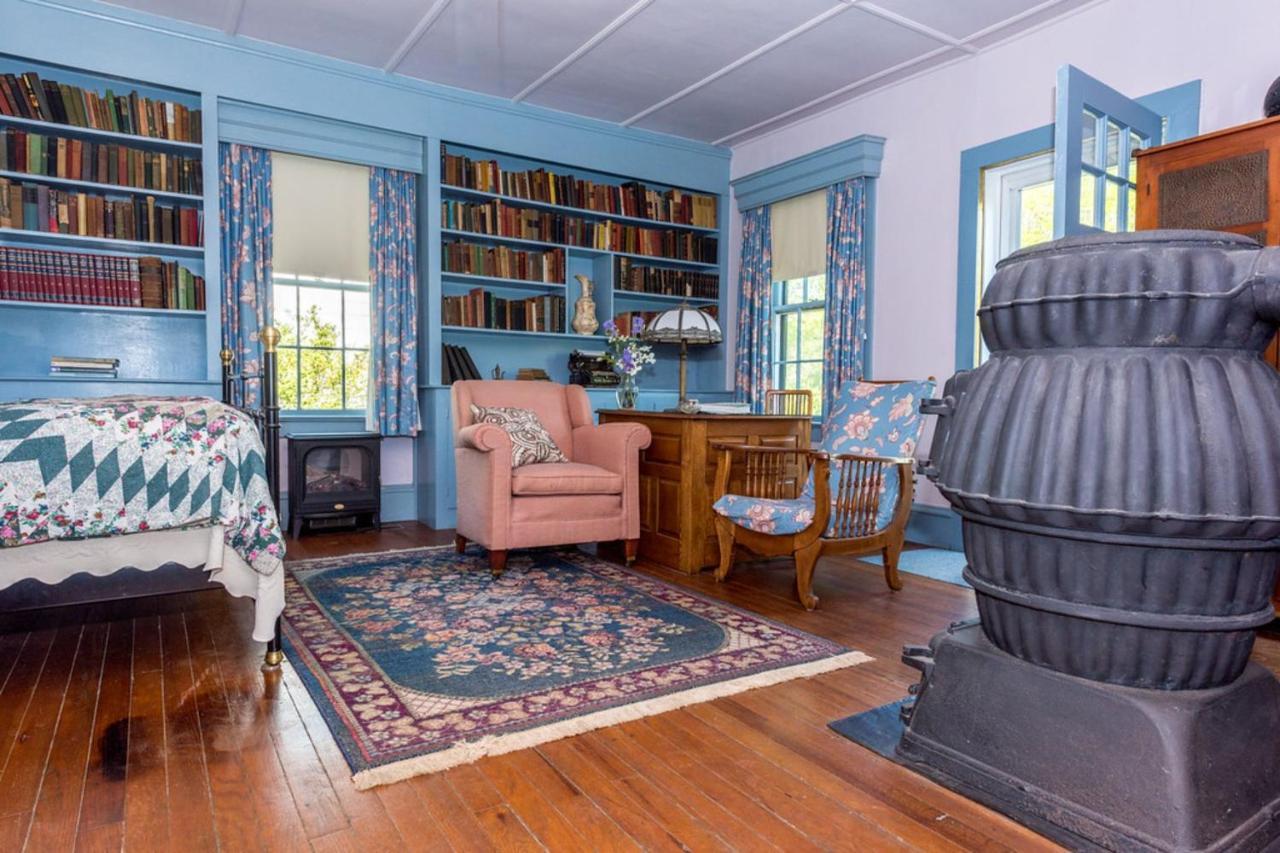 Oak Grove Bed And Breakfast South Boston Room photo